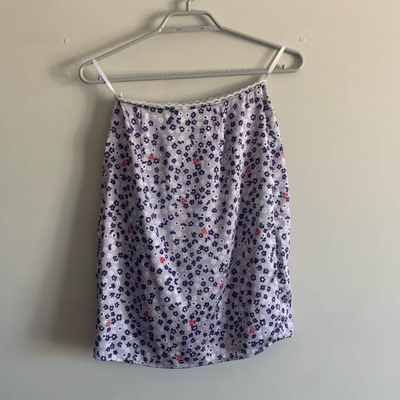 Aritzia Skirt - Picture 2 of 3